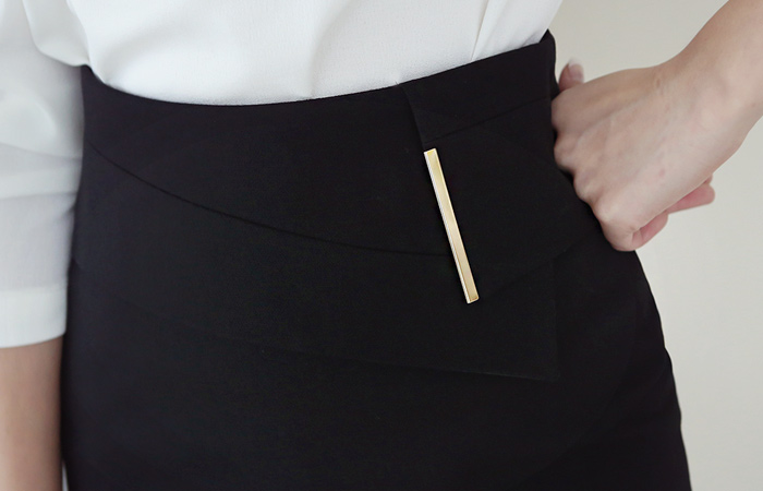 Marion Wings Gold Stick Skirt