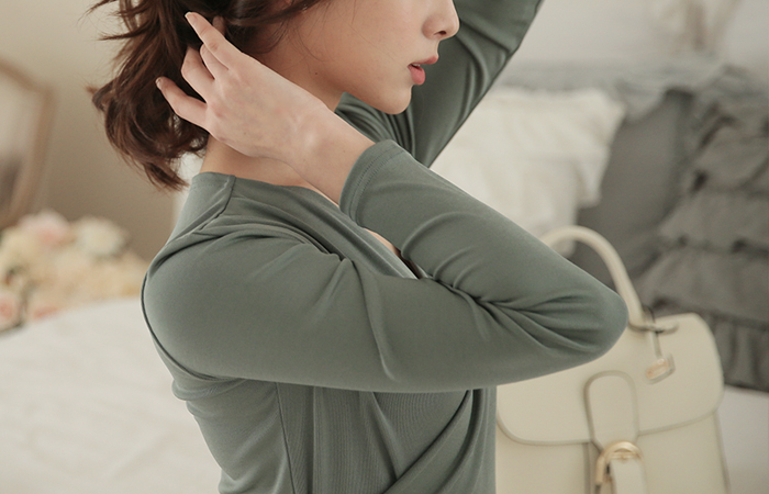 Elegance shearing wrap blouse tee