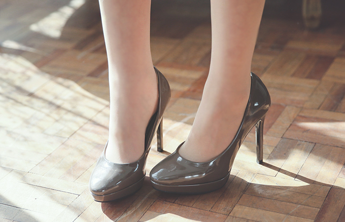 Enamel Platform shoes Round Hill