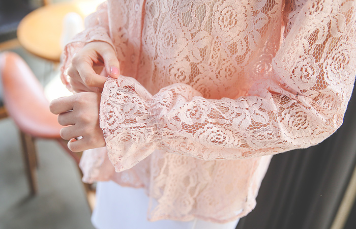 rose Islet Race Blouse