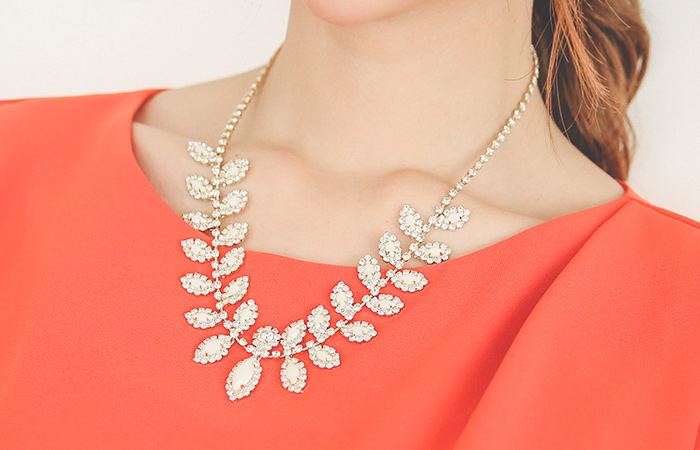 Gemstone leaf cubic Necklace