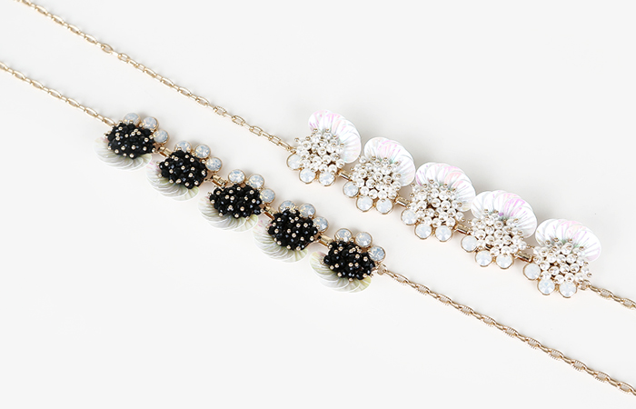 Cram colored mother-of-pearl Necklace