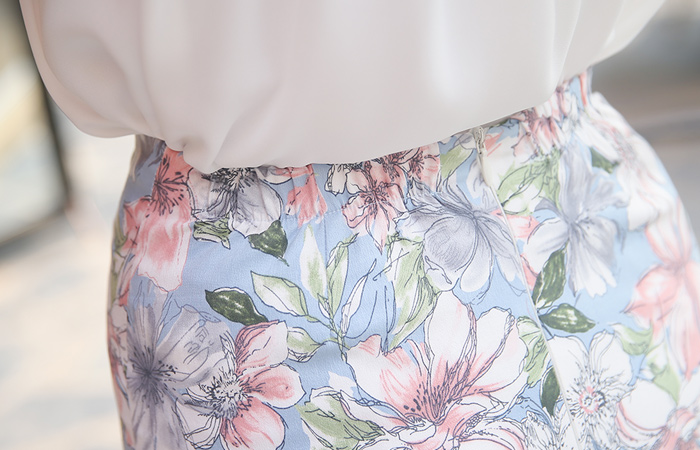 Mini skirt Flower rear banding