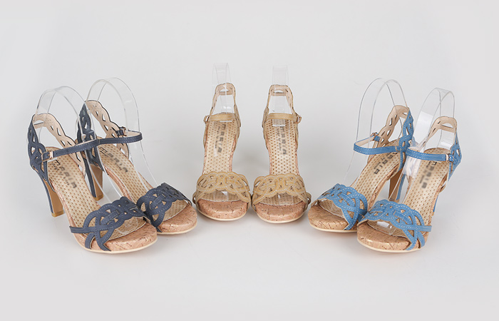 Punching Sandals Wood heel