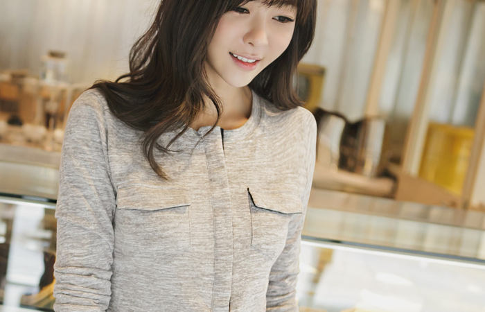 Two open pockets T-shirt