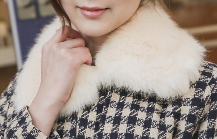 Stan Kara Fur muffler