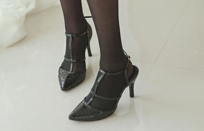 T-Strap key point Hill