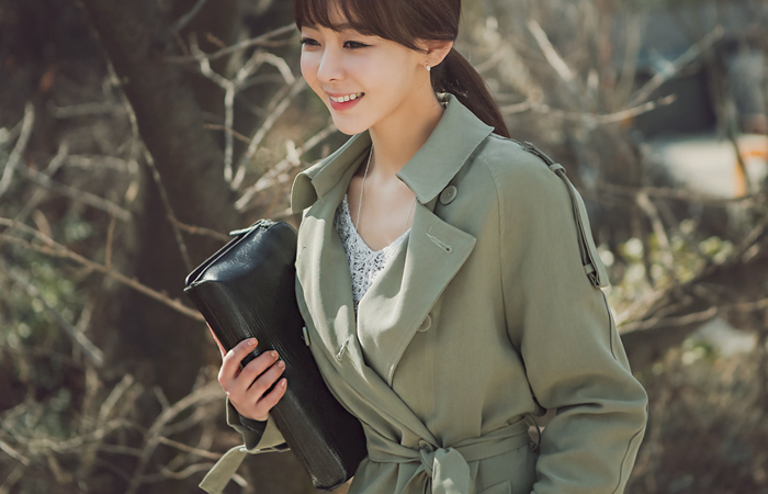 Strap buckle Trench Coat