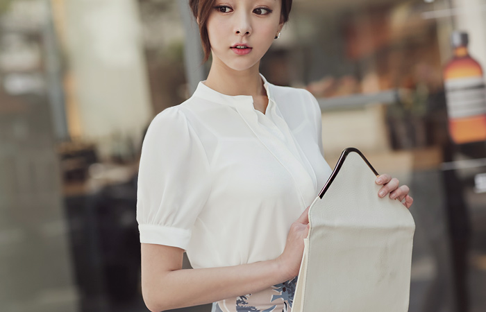 Half open Chiffon Blouse