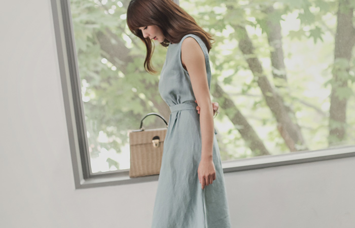 Linen Long one piece back button