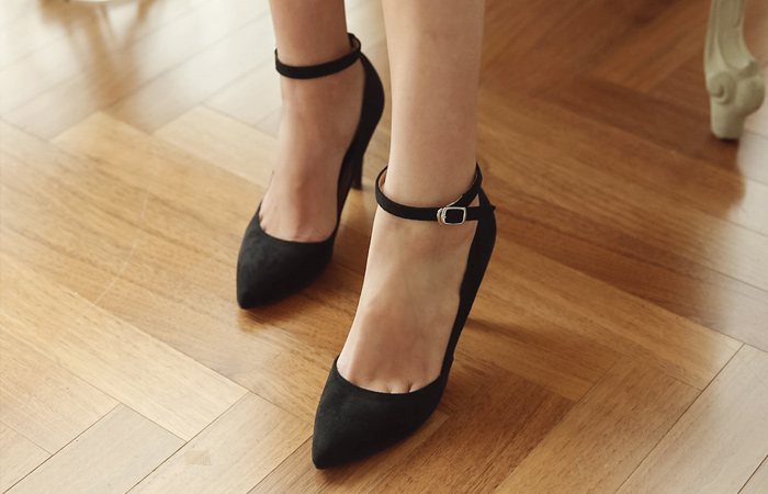 simple Suede heel strap