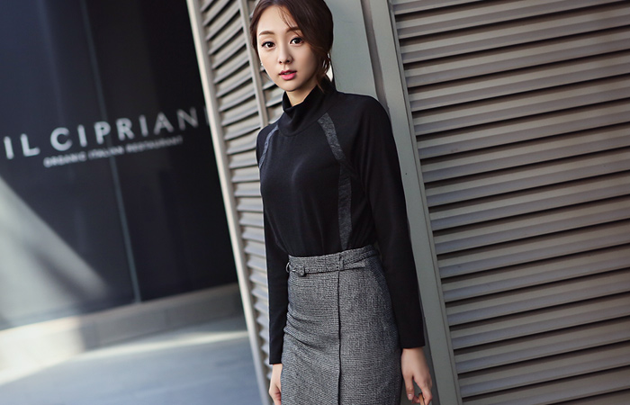 Paula Tee taping Diagonal