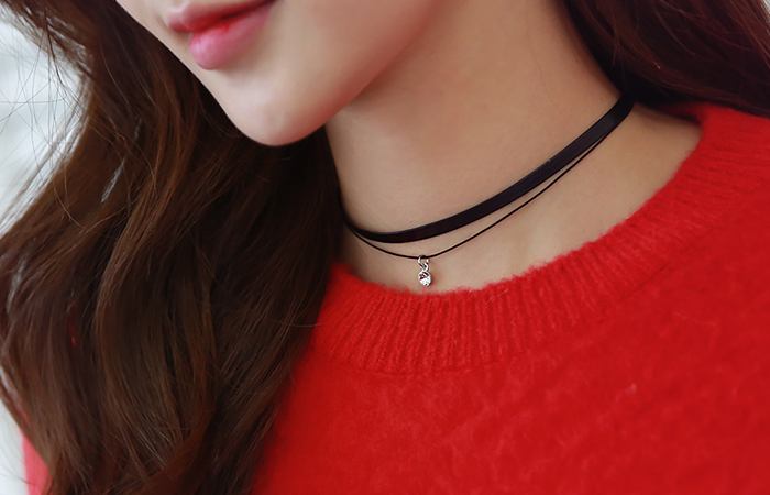 cubic layered choker Necklace