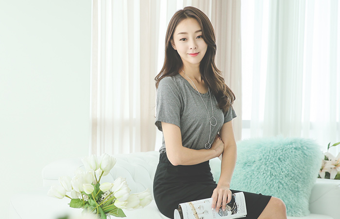 Shinee pearl Round Tee