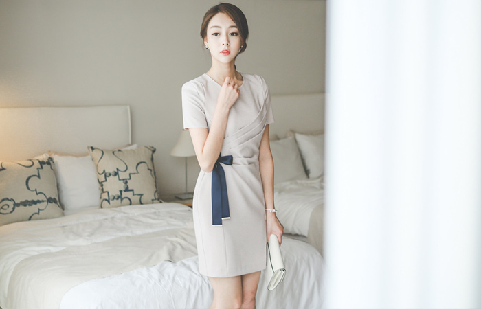 Silver Tip bowknot Ruched Dress