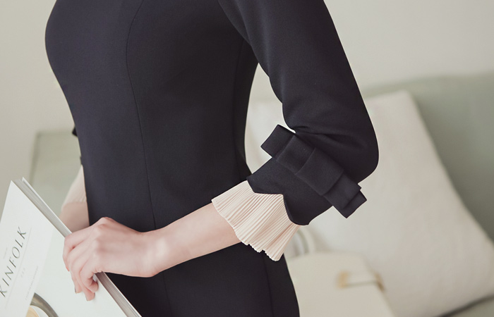 Pleats Ribbon Dress Sleeve