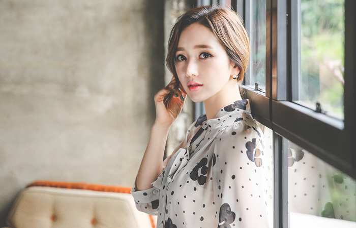 Dot Flower bowknot Blouse