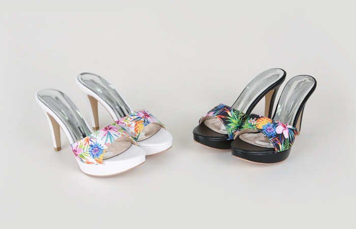 [Models wear29 car] combination Slippers Hill Beach