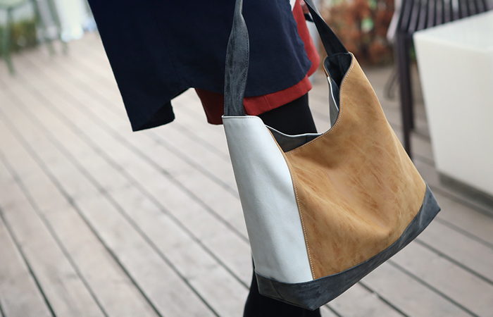 [Models wear29 car] Point Color scheme Bag