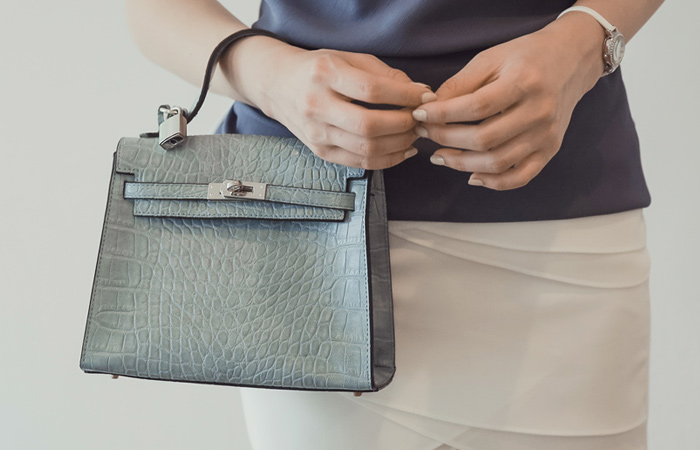 [Models wear29 car] Varnish Mini Tote