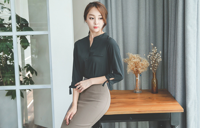 Wrinkle texture bowknot Blouse