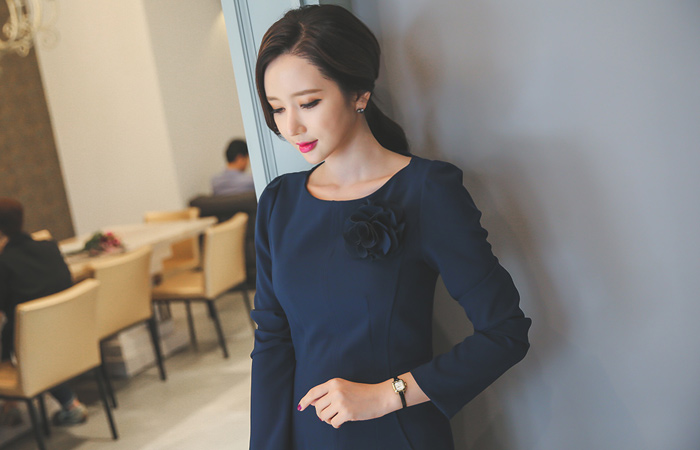 Big Flower Corsage Slit Dress