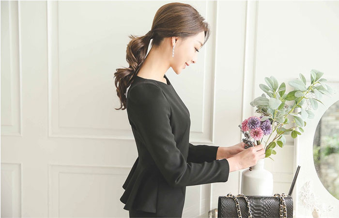 Lady Dress Plum page back