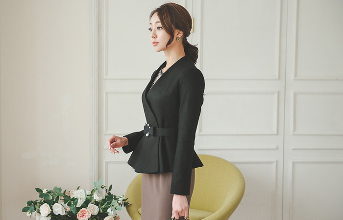 Pearl Pin Belt Flare Wool Jacket