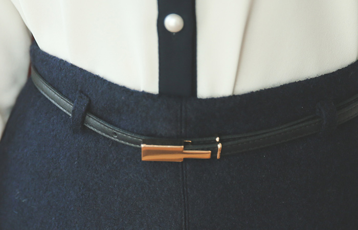 Part keulul stitch line Skirt