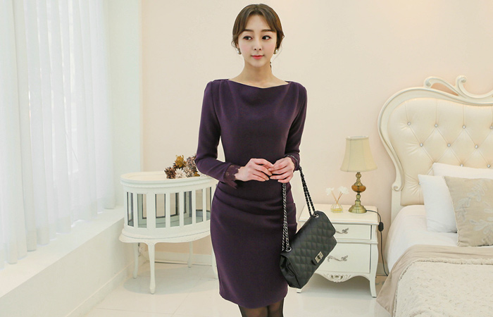 Race cuff drapes Dress