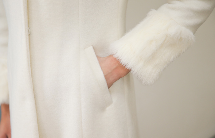 Real Rabbit fur cuff wool coat