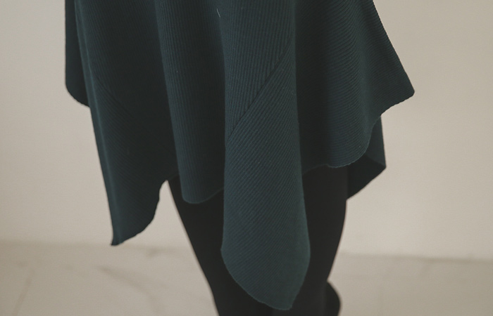 Lily gathered Cutting Long knit Dress