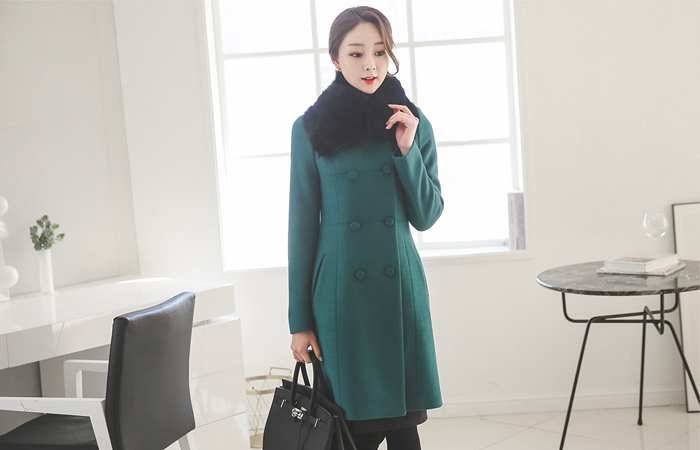 Highneck Slim Coat Black Fur
