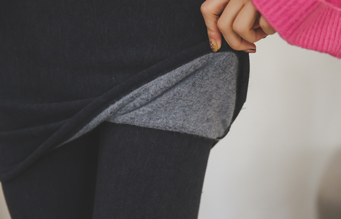 Corrugated jjonjjon raising Skirt Leggings