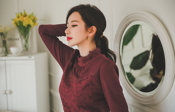 Allure ring, brushed lace blouse Top