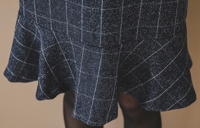 lovely Check Ruffle Dress Suspenders