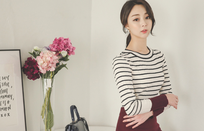 Retail color Stripe Knit