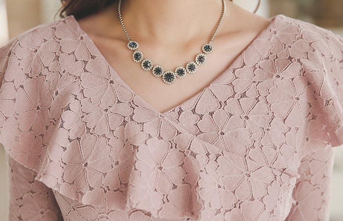 Cascading ruffles Span Race Tower