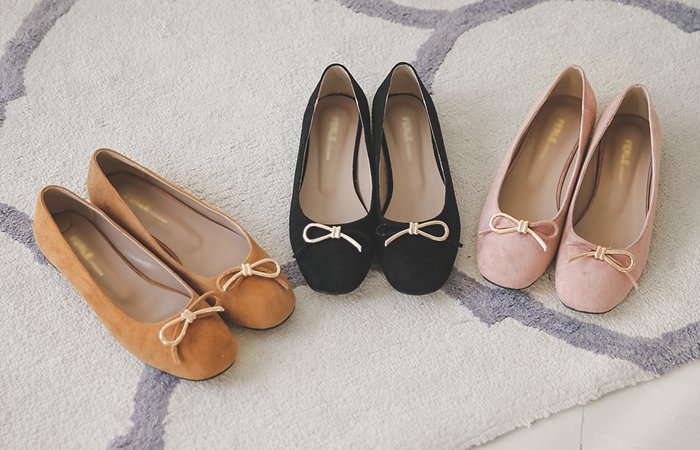 Half Ribbon Suede Flat shoes