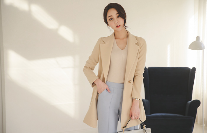 Leather Belt Bag key point Jacket