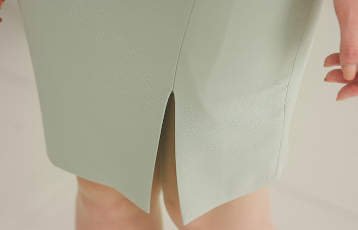 Slim Body Skirt teuim