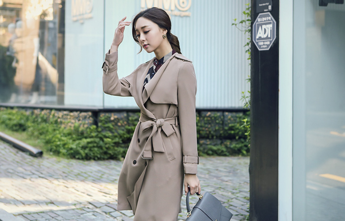 Grace feminine Trench Coat