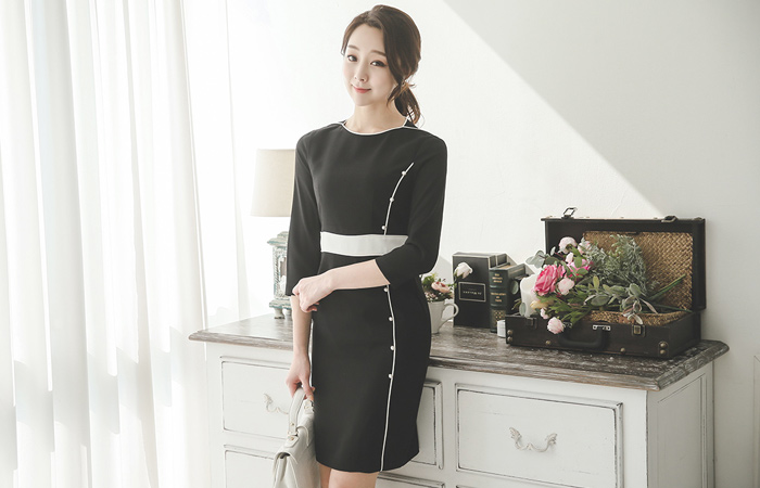 Pearl line bias Dress