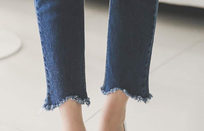 Cutoff Denim Pants Fringe