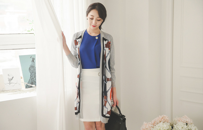 Luxury silky printing Long cardigan