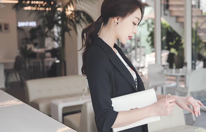 Chic Taylor Silver Button Jacket