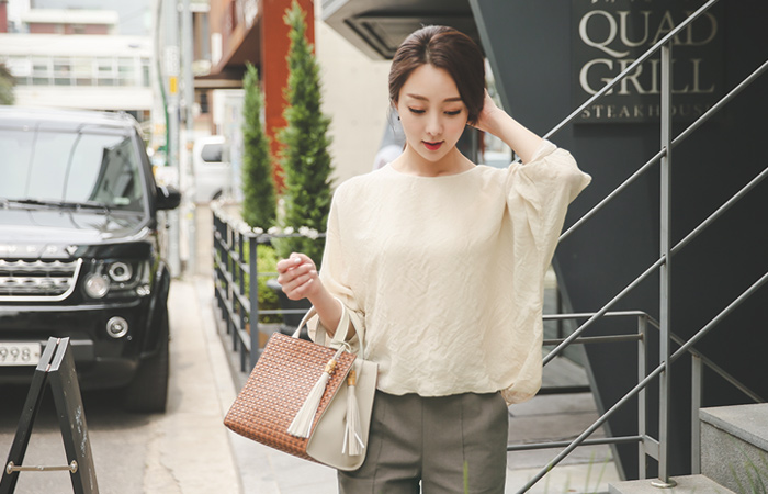 Natural Wrinkle Balloon Blouse