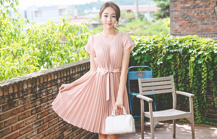 feminine Tulip Pleats Dress (Sold-Out)