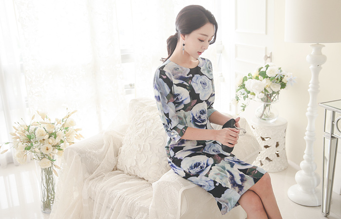 Artistic Rose Flower Midi Dress