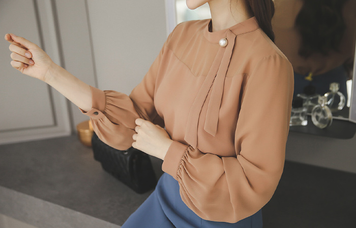 Pearl Thai Heart Shape See-through look Blouse